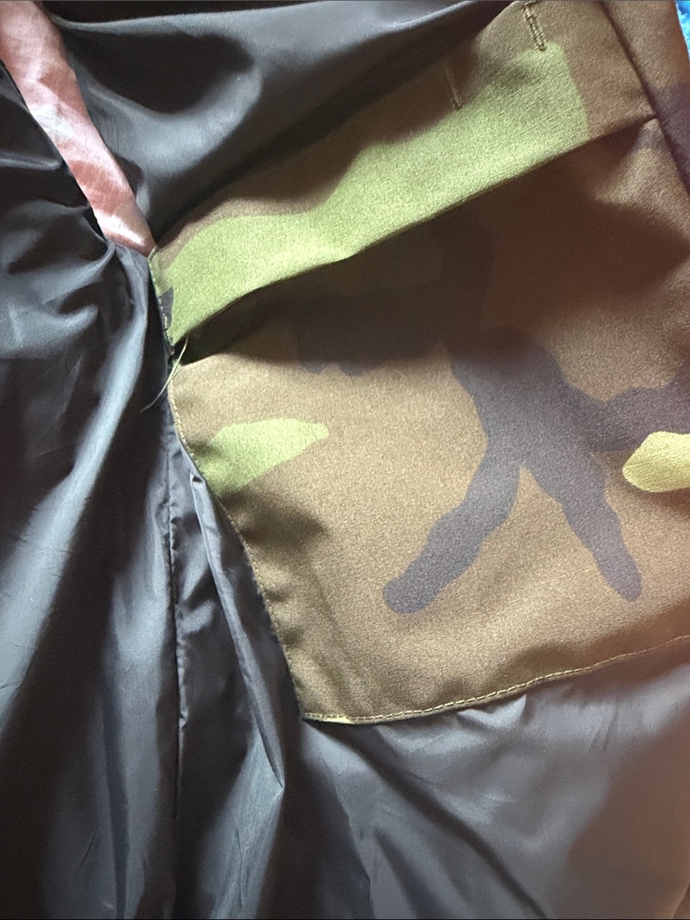 Canada Goose Camouflage Puffer Vest in Green & Brown - Picture 5 of 8